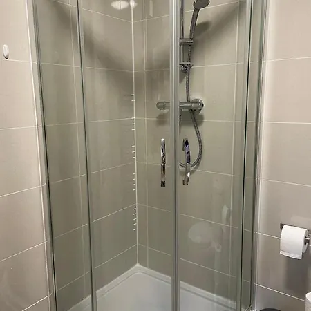 דירה Clarendon Luxury Gated לידס